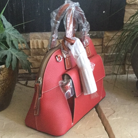 ❤️❤️SOLD❤️❤️NWT Dooney & Bourke Zip Satchel - Picture 6 of 8